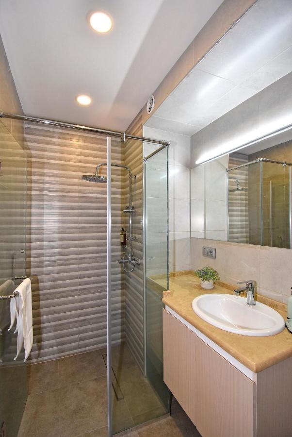 Home4You Apartments On Koghbatsi 예레반 외부 사진