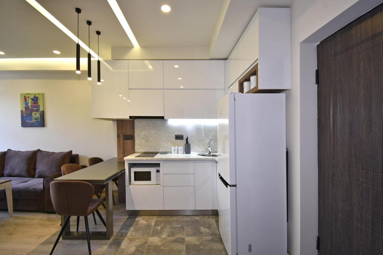 Home4You Apartments On Koghbatsi 예레반 외부 사진