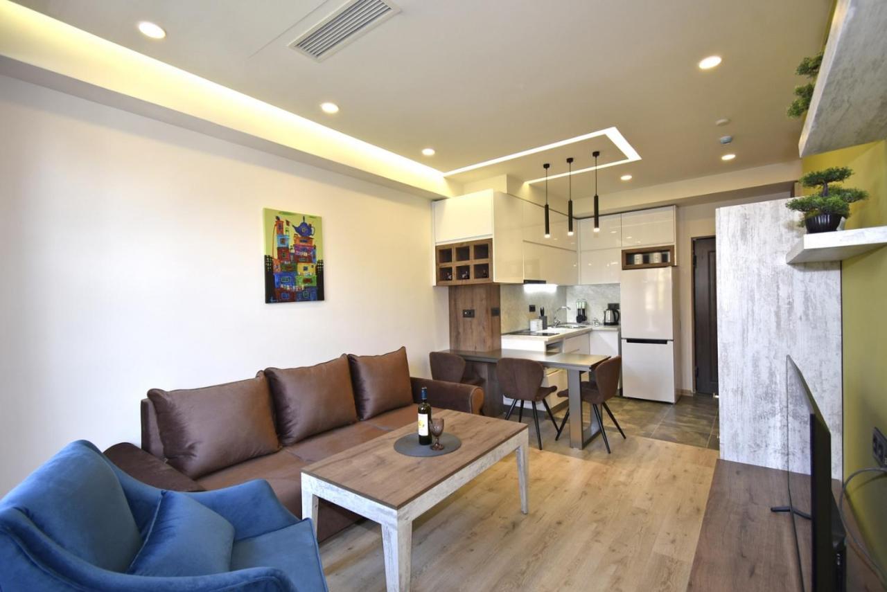 Home4You Apartments On Koghbatsi 예레반 외부 사진